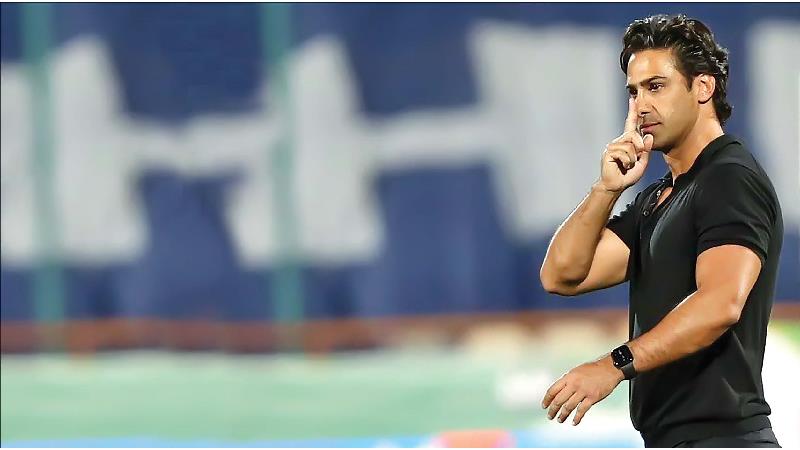 استقلال در مسیر برد، فرهاد مجیدی در بیراهه حاشیه