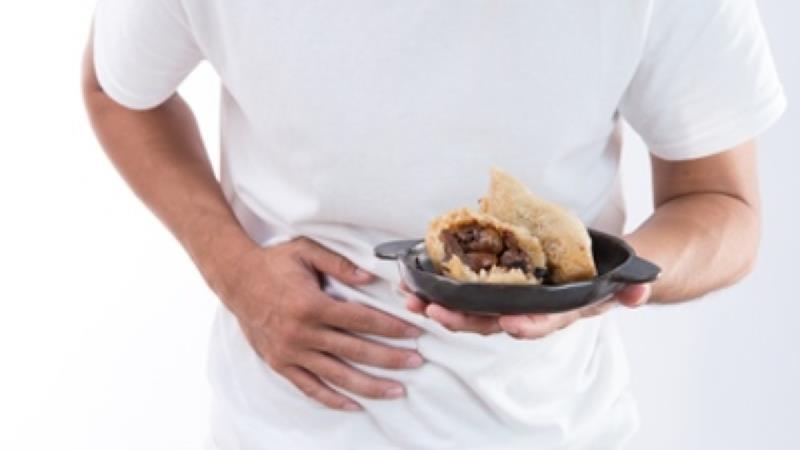 مسمومیت غذایی چه علائم و دلایلی دارد