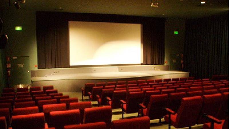 پرفروش‌ترین فیلم‌های تاریخ سینمای ایران کدام‌ها هستند