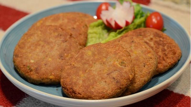 طرز تهیه کامل شامی با تن ماهی؛ غذایی ساده اما خوشمزه