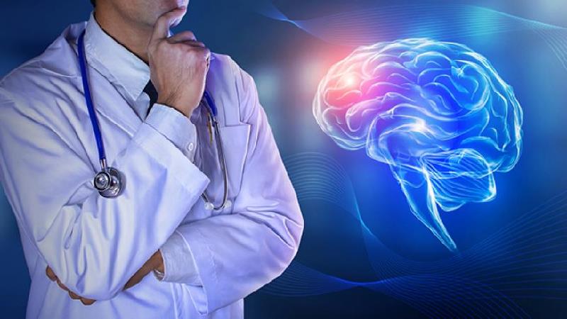 آنوریسم مغزی چیست و چه علایم و عوارضی دارد