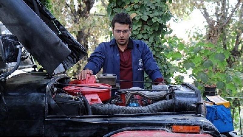 حضور قطعی روزبه حصاری در نقش جواد جوادی در سریال بچه مهندس 4