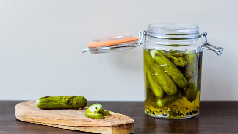 خیارشور فوری؛ طرز تهیه و فوت و فن‌هایی که باید بدانید