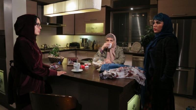 معرفی کامل فیلم سراسر شب؛ خلاصه داستان و بازیگران