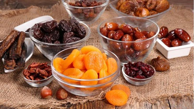 خشک کردن میوه در خانه با استفاده از فر و بدون فر