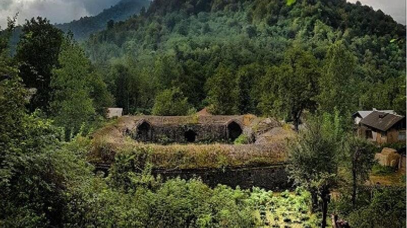 کاروانسرای تی تی سیاهکل؛ تاریخچه، آدرس و هر آنچه باید بدانید