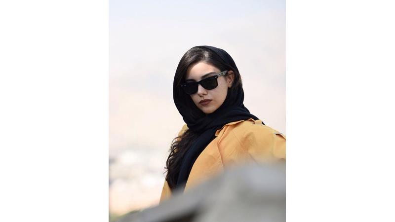 مهدیس توکلی بازیگر نقش مینو، خواهر سهراب در سریال از سرنوشت کیست