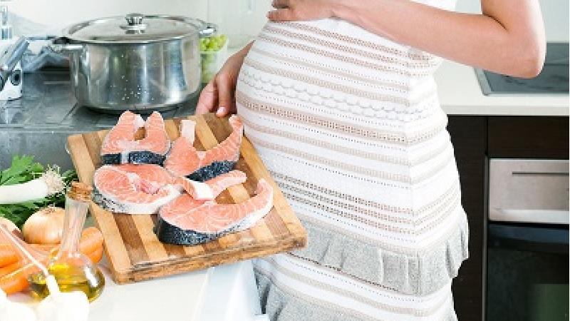 ماهی برای زنان باردار خوب است یا ضرر دارد