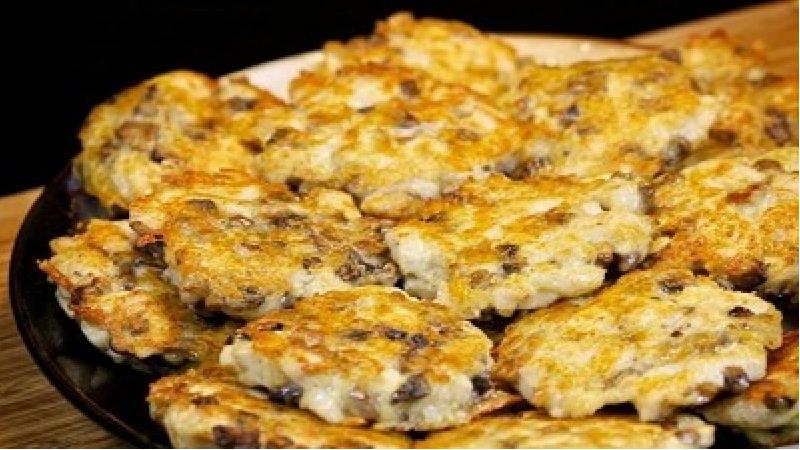 کوکوی مرغ و قارچ؛ طرز تهیه و دستور پخت کامل