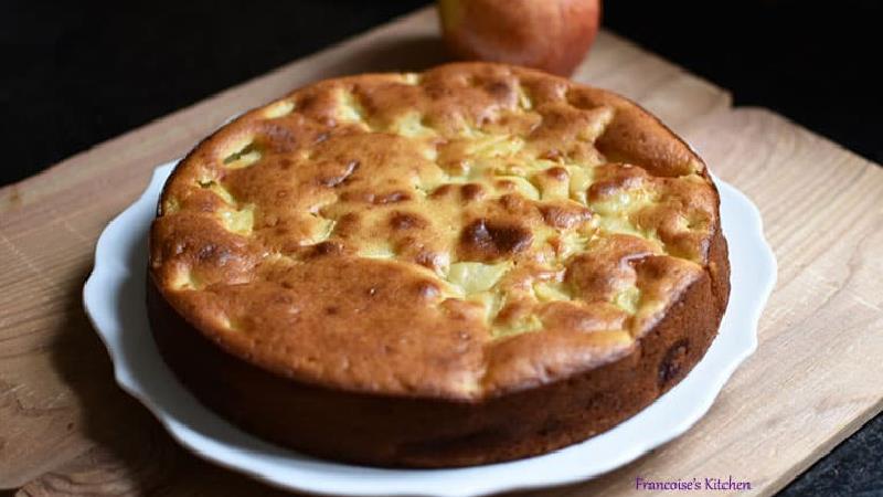 طرز تهیه کیک سیب و دارچین با شکر رژیمی