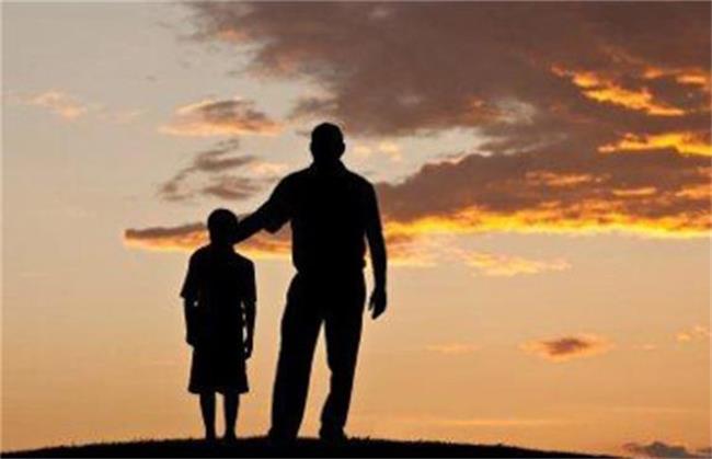 بلوغ زودرس در دختر و پسر چیست و چه علائم و عوارضی دارد