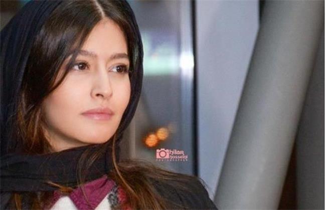 بیوگرافی کامل پردیس احمدیه، بازیگر