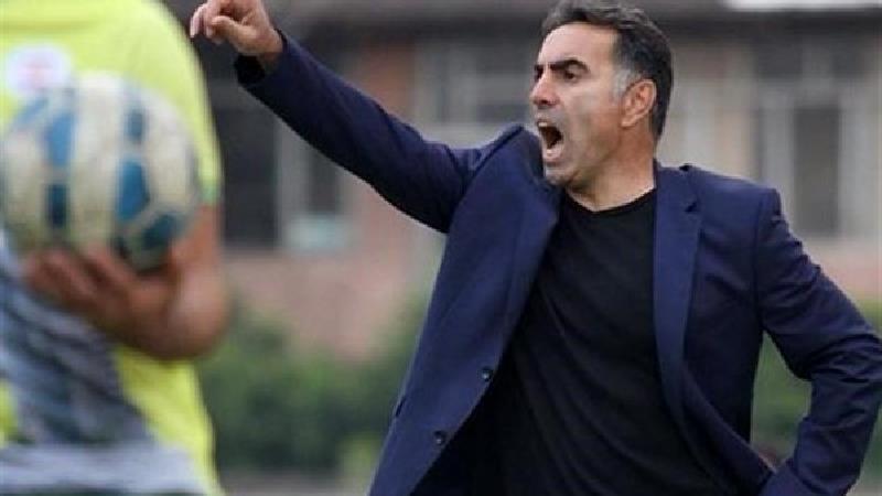 استقلال حق تساوی هم ندارد