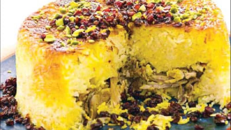 ته چین زعفرانی با ماست و مرغ؛ فوت و فن هایی برای خوشمزه تر شدن