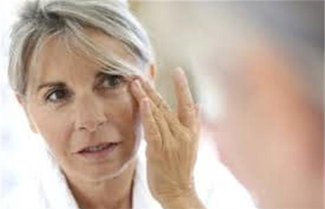 بهترین درمان های خانگی برای رفع چروک صورت