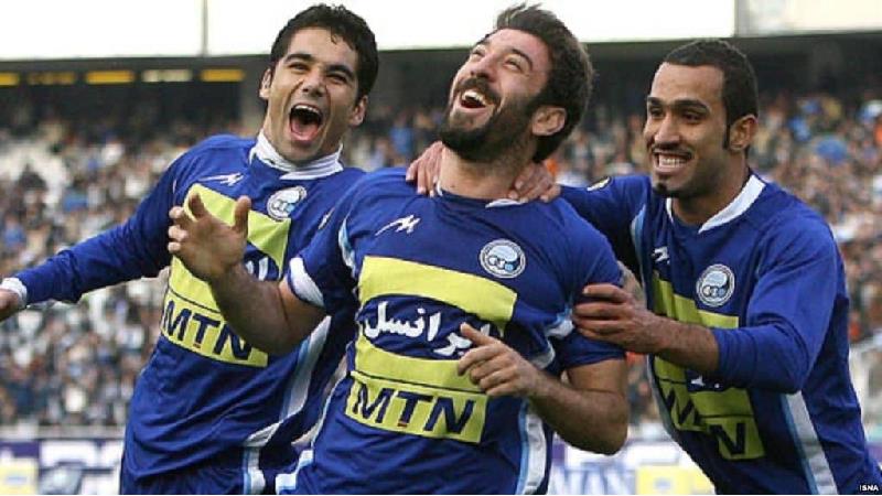 علی علیزاده: زیر سایه انصاریان بودم