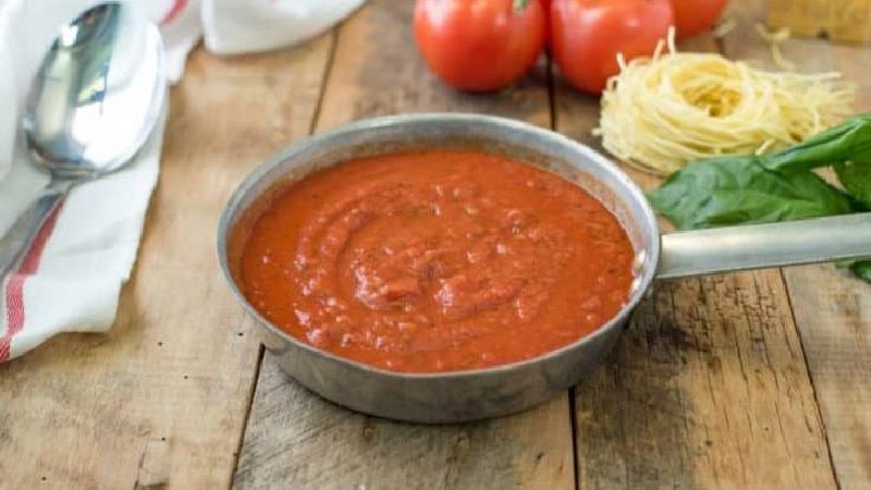 طرز تهیه 3 نوع سس خانگی؛ تند سوئدی، سیر و سس ساندویچ