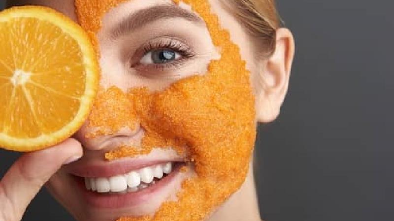 طرز تهیه و روش استفاده از ماسک پرتقال برای روشن کردن پوست صورت
