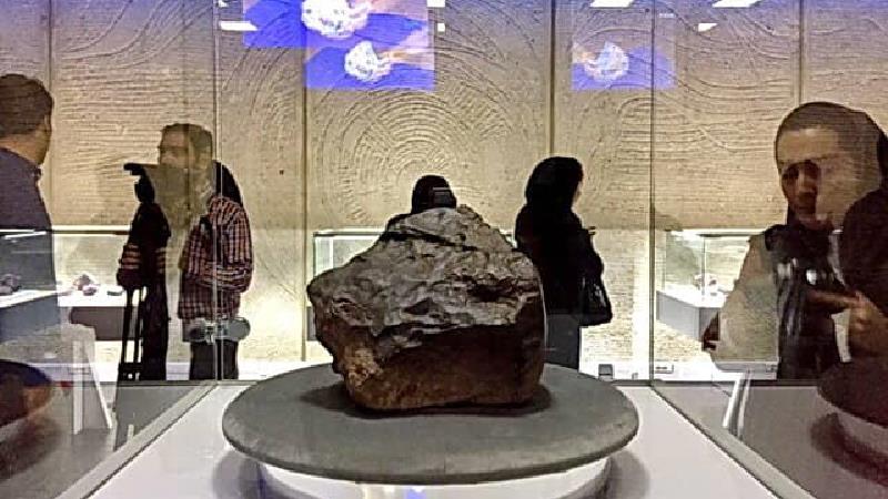 معرفی کامل موزه شهاب سنگ نراق + آدرس و نقشه