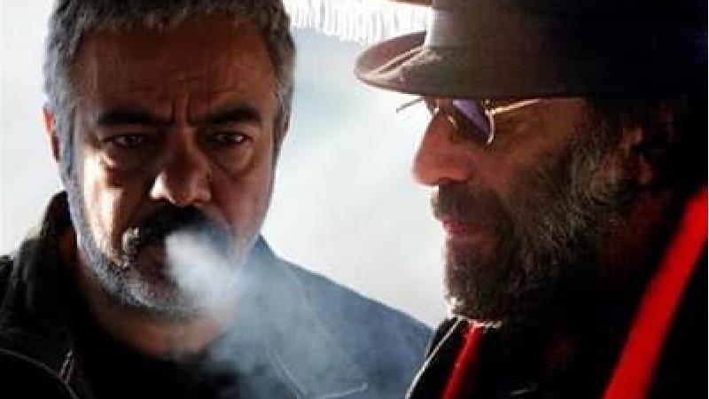 معرفی کامل و نقد فیلم خون شد ساخته مسعود کیمیایی