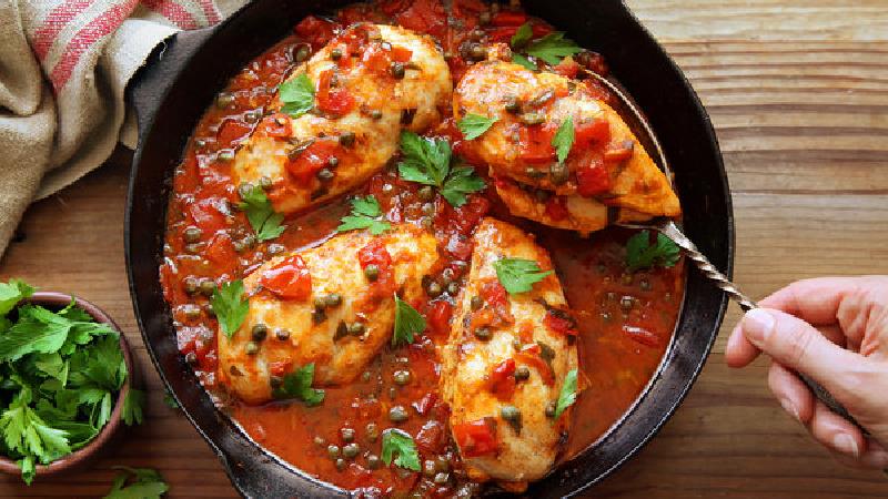 طرز تهیه 4 نوع خوراک مرغ؛ از مجلسی تا ساده و فوری