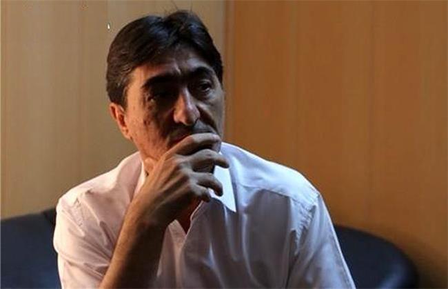 ناصر محمدخانی: پرسپولیس به قهرمانی و صعود عادت کرده‌