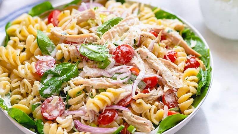 سالاد ماکارونی مجلسی؛ چند ترفند مهم