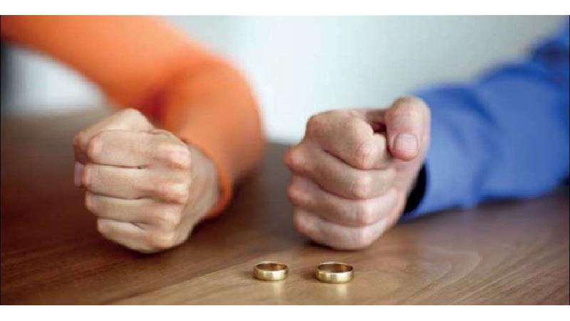 درخواست طلاق به دلیل چاق ‌شدن شوهر