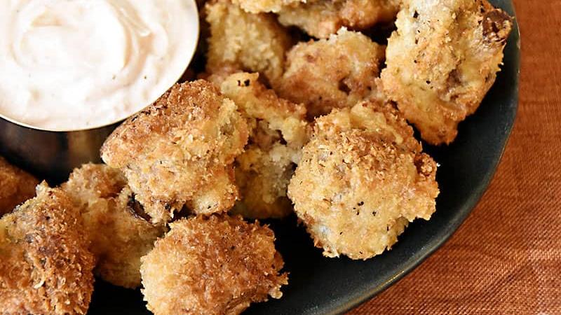 طرز تهیه قارچ سوخاری رستورانی و پفکی  را یاد بگیرید