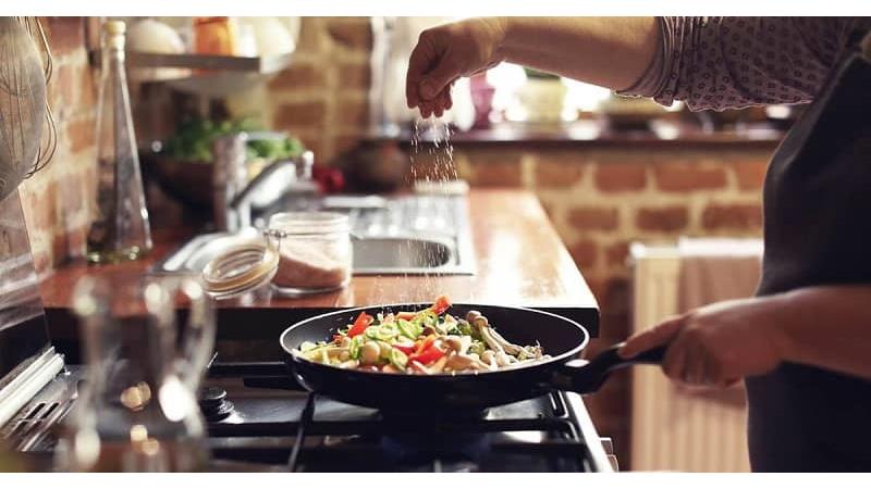 غذای ساده و حاضری برای شام چی بپزیم