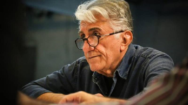 بیوگرافی رضا کیانیان از زبان خودش