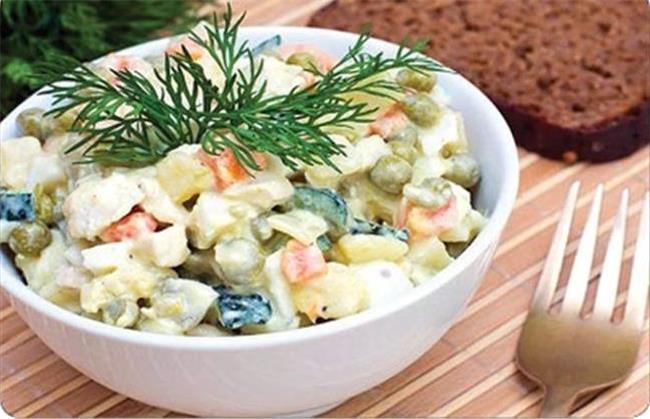 طرز تهیه سالاد پیازچه؛ مناسب برای شام