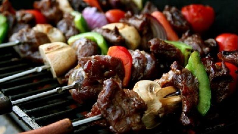 چگونه کباب چنجه نرم و خوشمزه درست کنیم