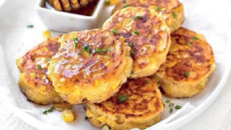 طرز تهیه غذای خوشمزه با ذرت؛ فریتر ذرت و سبزیجات