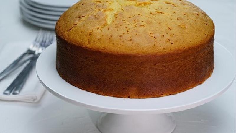 کیک وانیلی نرم و خوشمزه؛ طرز تهیه و فوت و فن ها