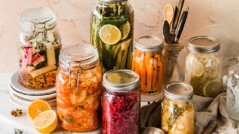 طرز تهیه 4 نوع ترشی جدید، خوشمزه و متفاوت