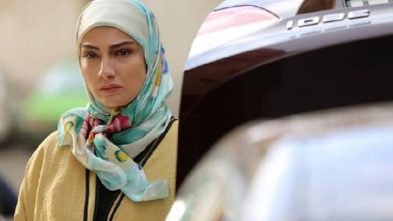 محیا دهقانی بازیگر نقش نگار در سریال هم سایه کیست