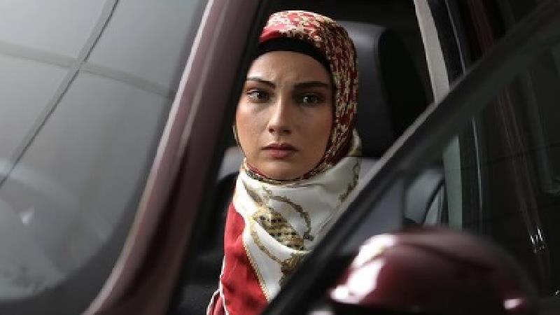 امیراحمد قزوینی و محیا دهقانی درباره نقش های نگار و حافظ در سریال هم سایه چه گفتند