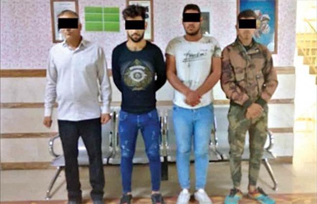 آزار شیطانی زنان در باغ وحشت توسط زورگیران خشن