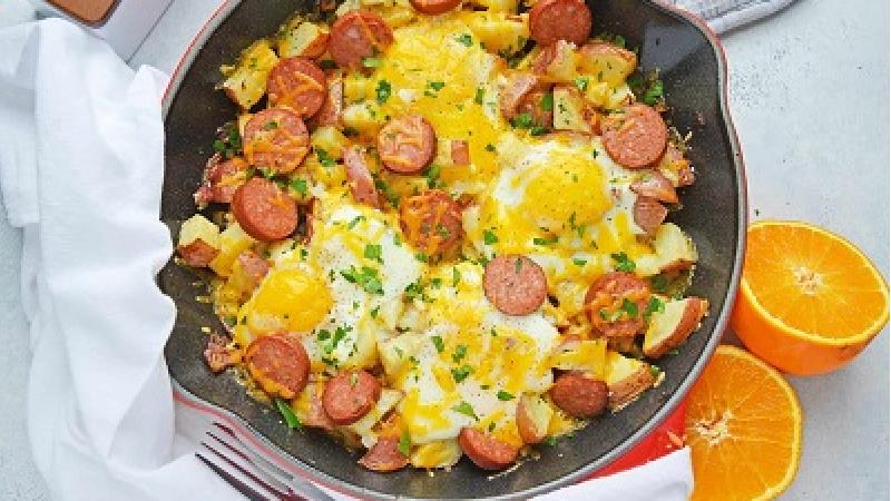 خوشمزه تر شدن سوسیس تخم مرغ با چند ترفند ساده