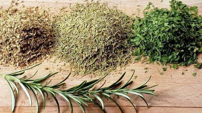 سبزی خشک خوب از کجا بخریم؛ از نعناع و مرزه تا سبزی پلویی و قورمه