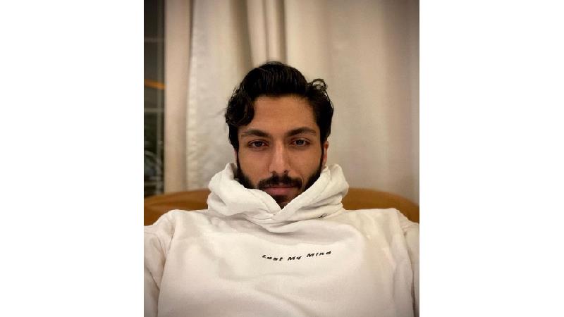 تیپ پاییزی کیسان دیباج