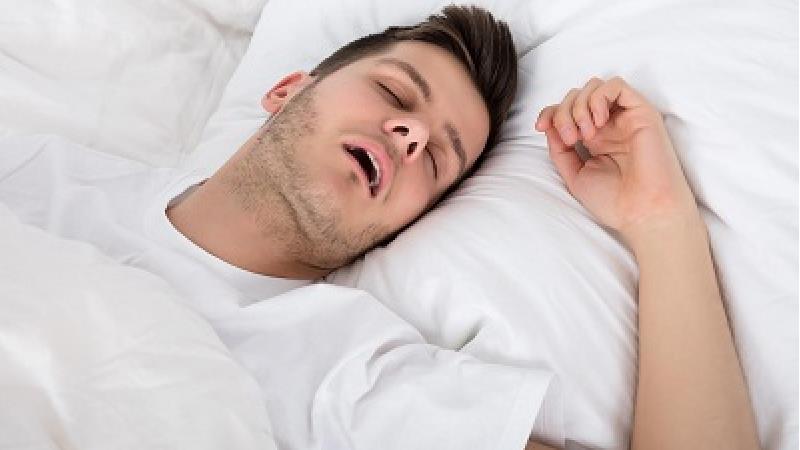 آیا خواب زیاد نشانه بیماری است؛ دلایل پرخوابی