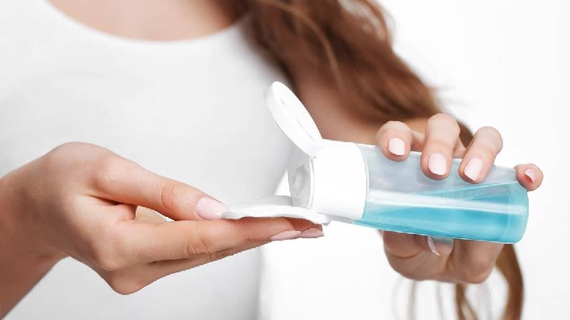 تونر خانگی برای پوست خشک با خیار، آب برنج و نارگیل