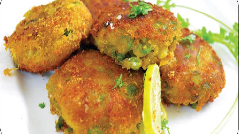 کوکوی پیازچه با سیب زمینی؛ طرز تهیه کامل