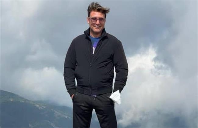 بیوگرافی کامل بابک نهرین، به بهانه شرکت در فصل سوم مسابقه جوکر