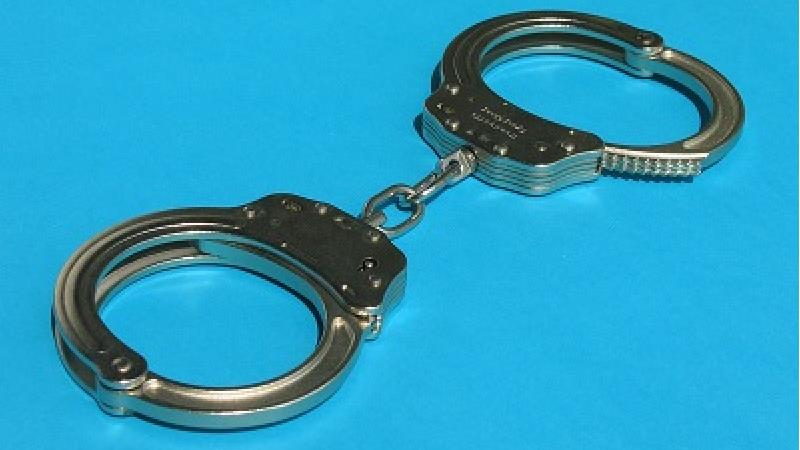 آزار شیطانی دختر 17 ساله توسط مرد فریبکار