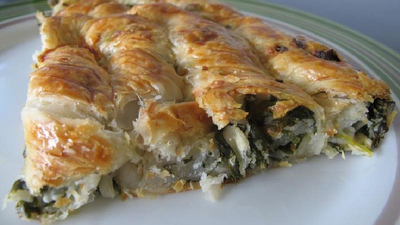 بورک اسفناج را چطور درست کنیم