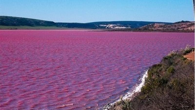 دریاچه لیپار کجا است و چه ویژگی هایی دارد