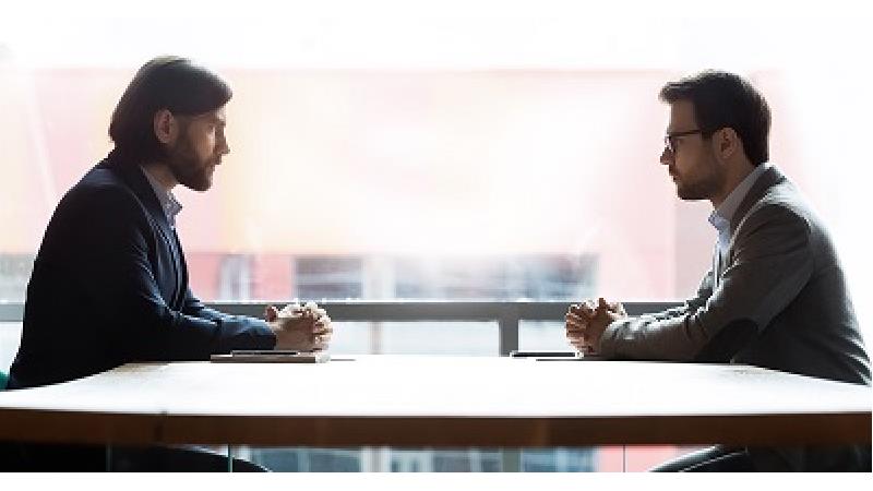با چه کسانی درددل کنیم و چه حرف هایی را نزنیم